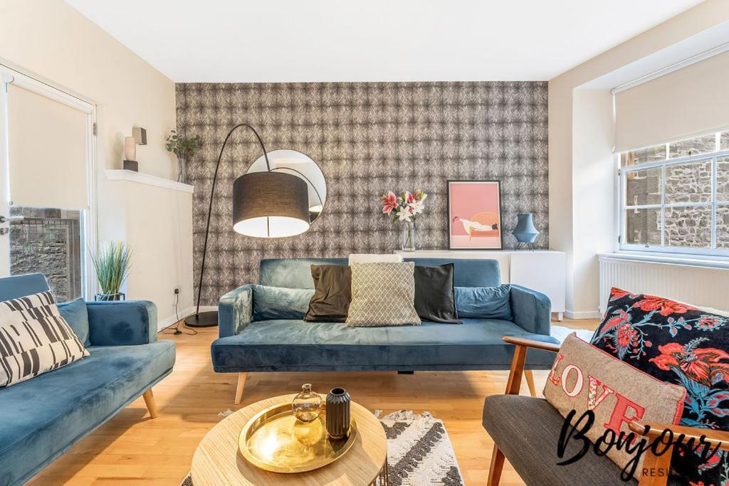 Spacious 2Br-1Ba - Grassmarket - Free Parking By Bonjour Residences Edinburgh Eksteriør billede