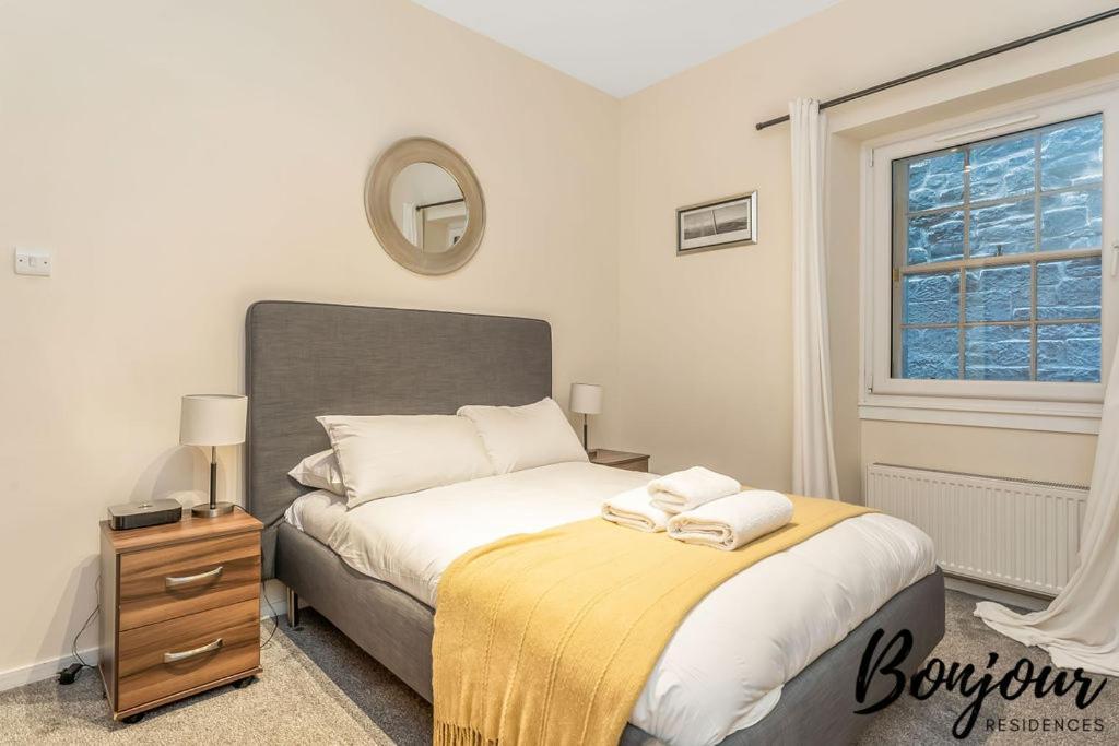 Spacious 2Br-1Ba - Grassmarket - Free Parking By Bonjour Residences Edinburgh Eksteriør billede