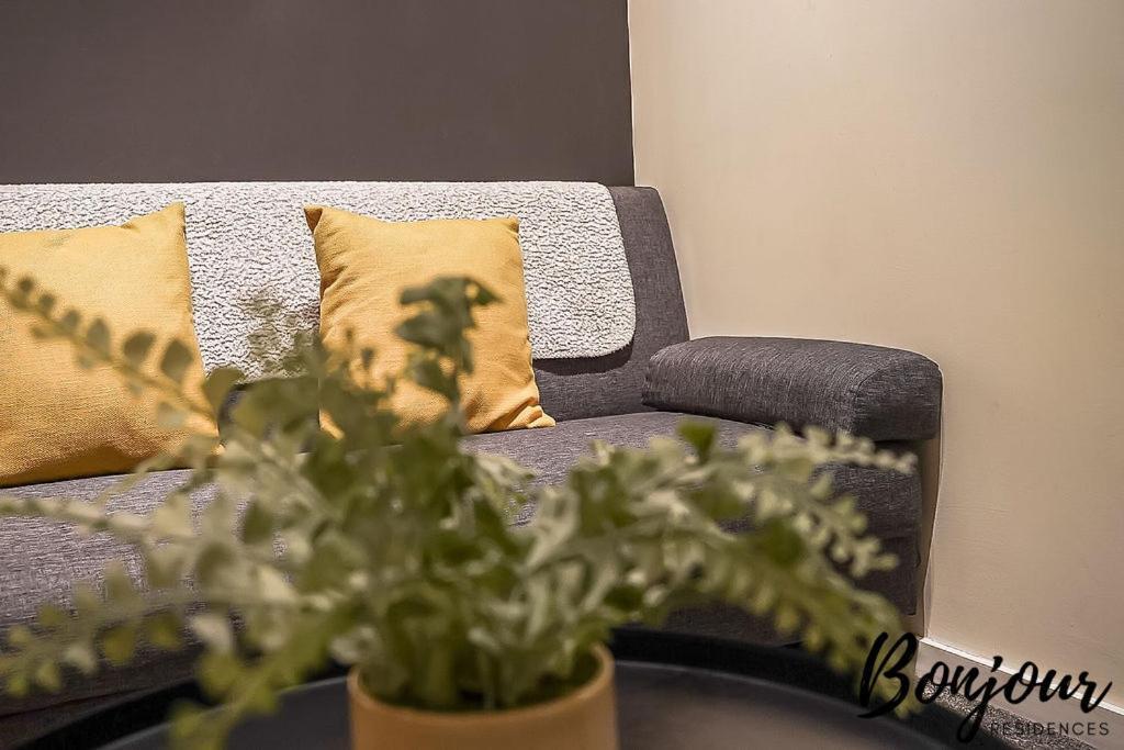 Spacious 2Br-1Ba - Grassmarket - Free Parking By Bonjour Residences Edinburgh Eksteriør billede