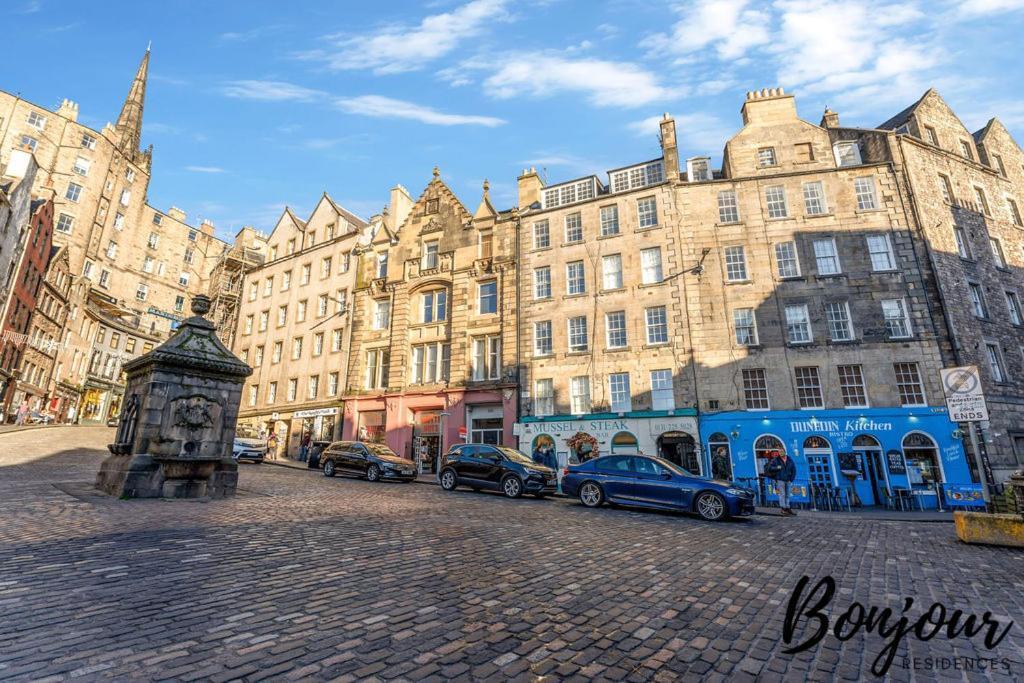 Spacious 2Br-2Ba - Grassmarket - Free Parking By Bonjour Residences Edinburgh Eksteriør billede