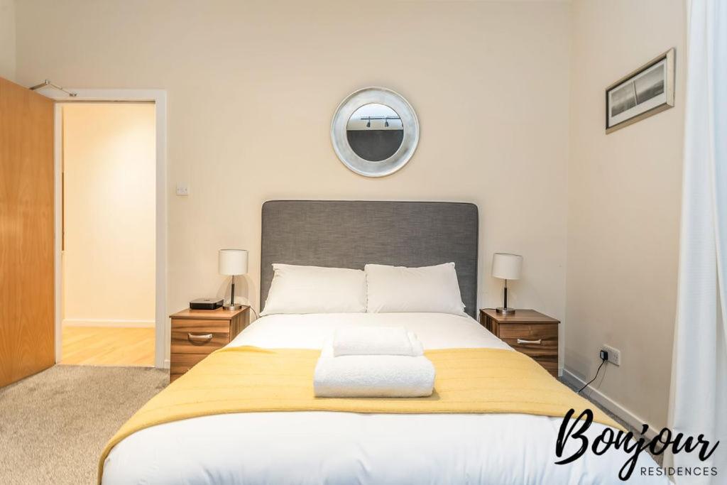 Spacious 2Br-2Ba - Grassmarket - Free Parking By Bonjour Residences Edinburgh Eksteriør billede