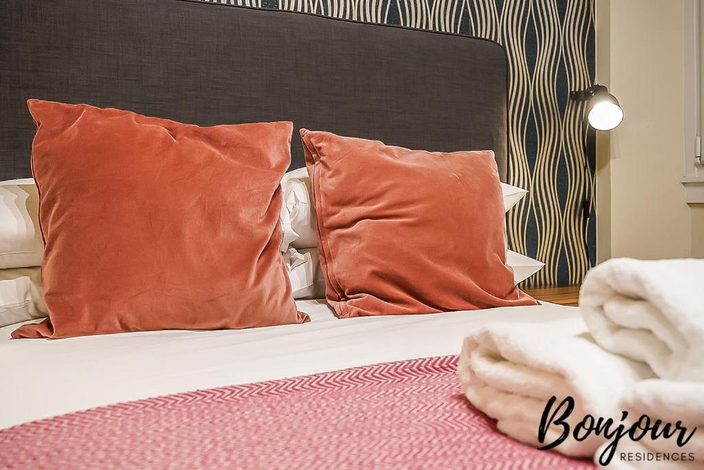 Spacious 2Br-1Ba - Grassmarket - Free Parking By Bonjour Residences Edinburgh Eksteriør billede